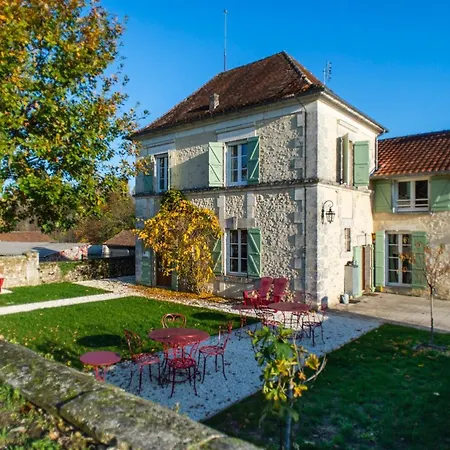 Holiday home Les Deux Abbesses En